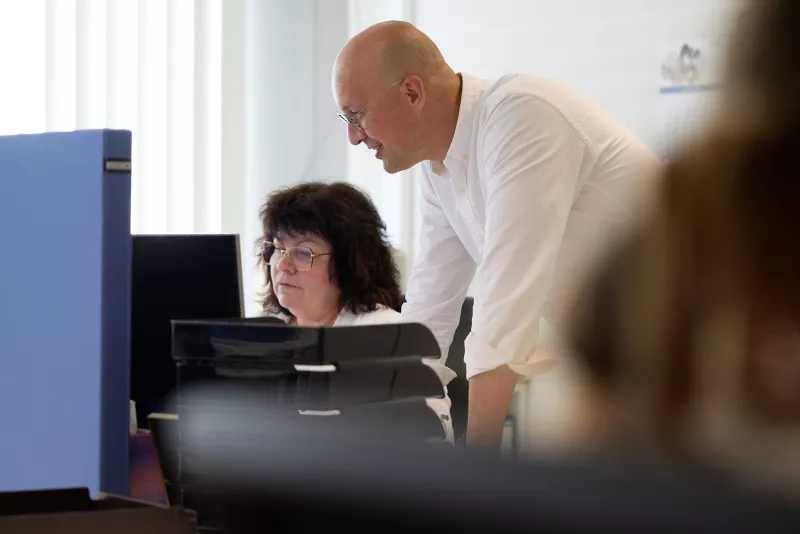 Maes Jonker cutting solutions customer service & back office